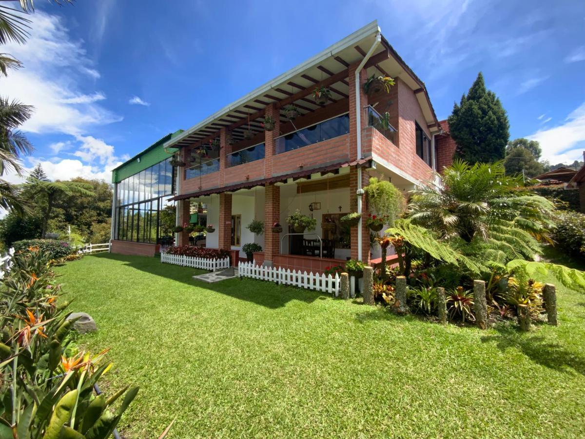 Finca Hotel 12 Palmas- Aeropuerto Jmc Rionegro Buitenkant foto