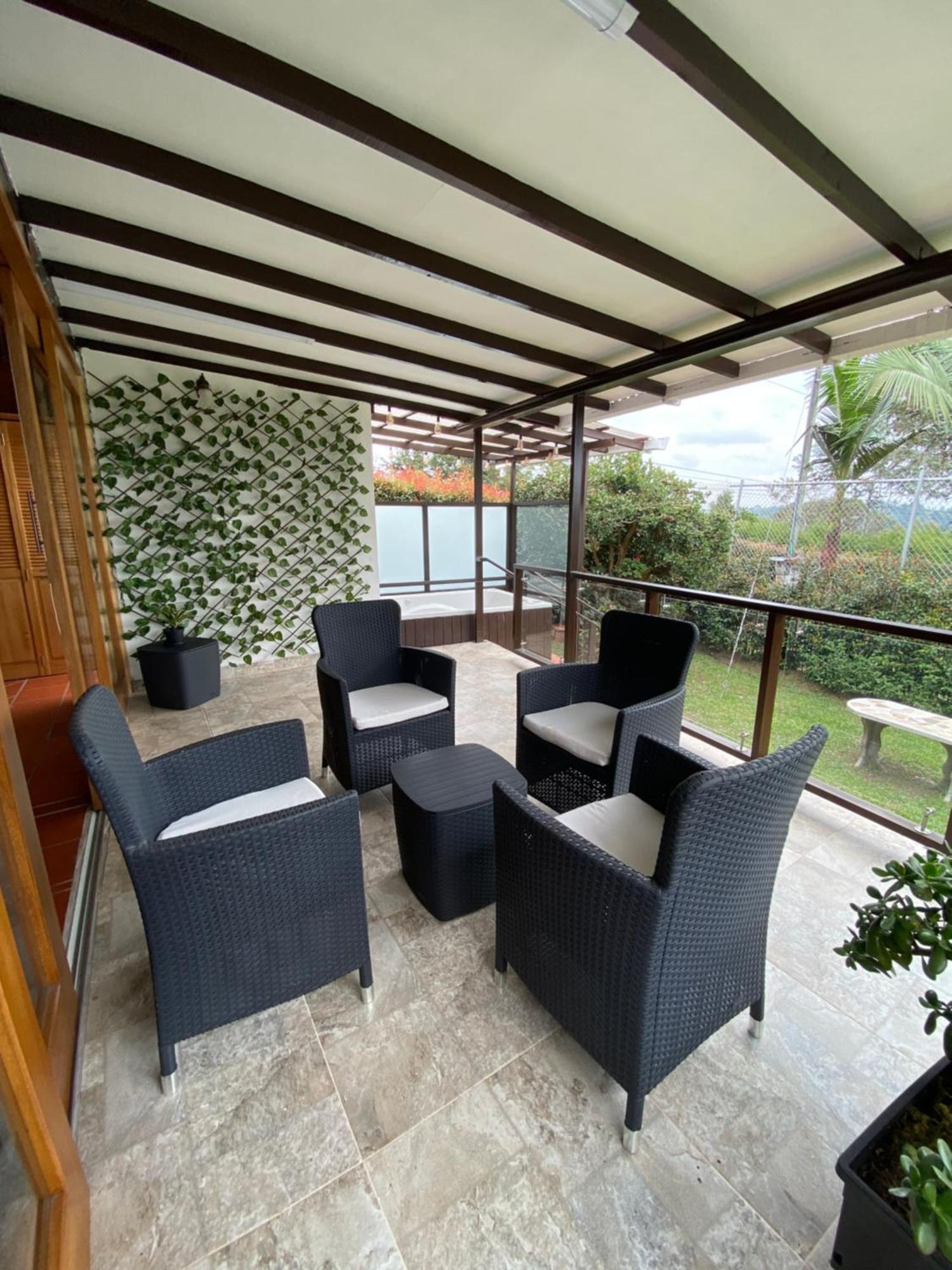 Finca Hotel 12 Palmas- Aeropuerto Jmc Rionegro Buitenkant foto