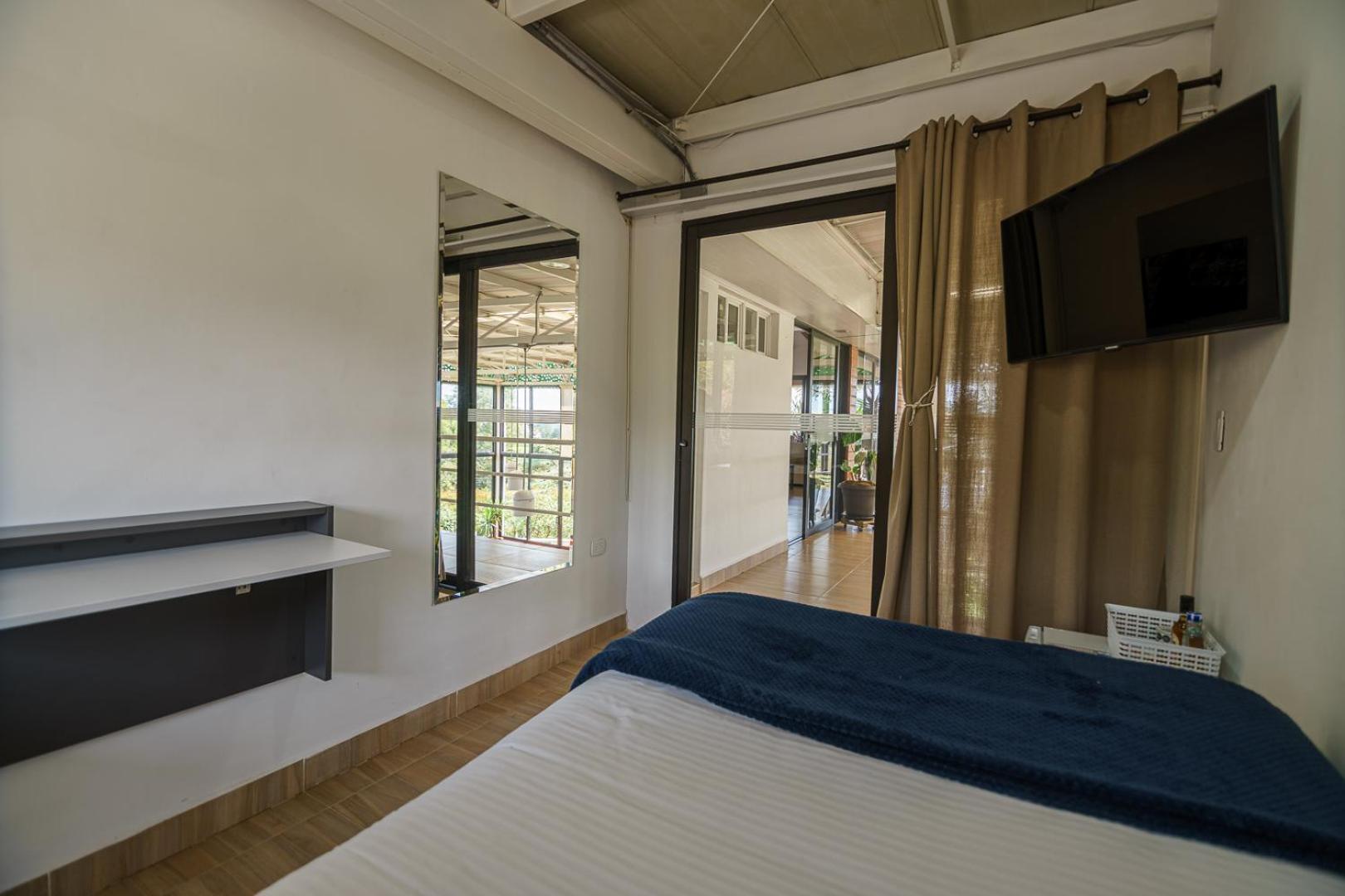 Finca Hotel 12 Palmas- Aeropuerto Jmc Rionegro Buitenkant foto