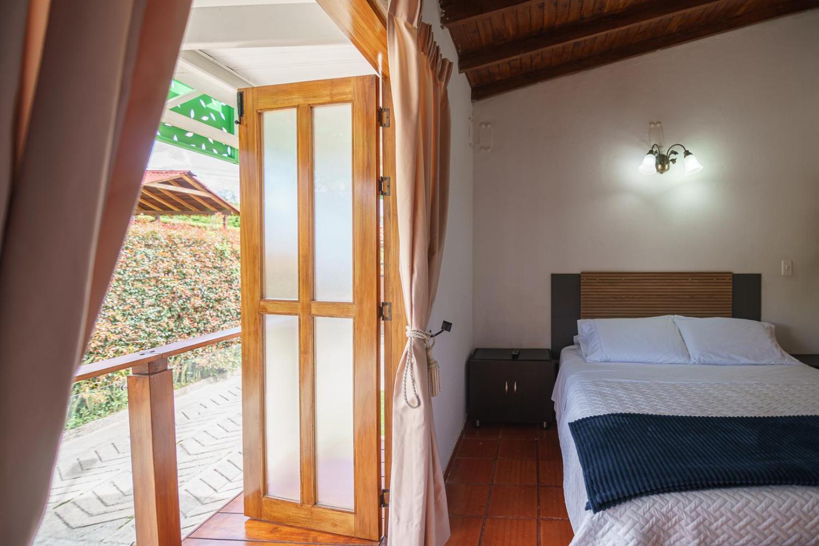 Finca Hotel 12 Palmas- Aeropuerto Jmc Rionegro Buitenkant foto